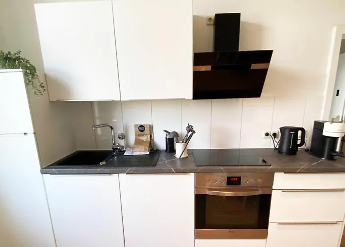 Modernes City-Apartment In Moenchengladbach